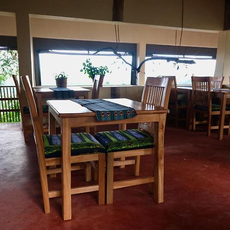 Hyena Hill Lodge Sanga Eksteriør bilde